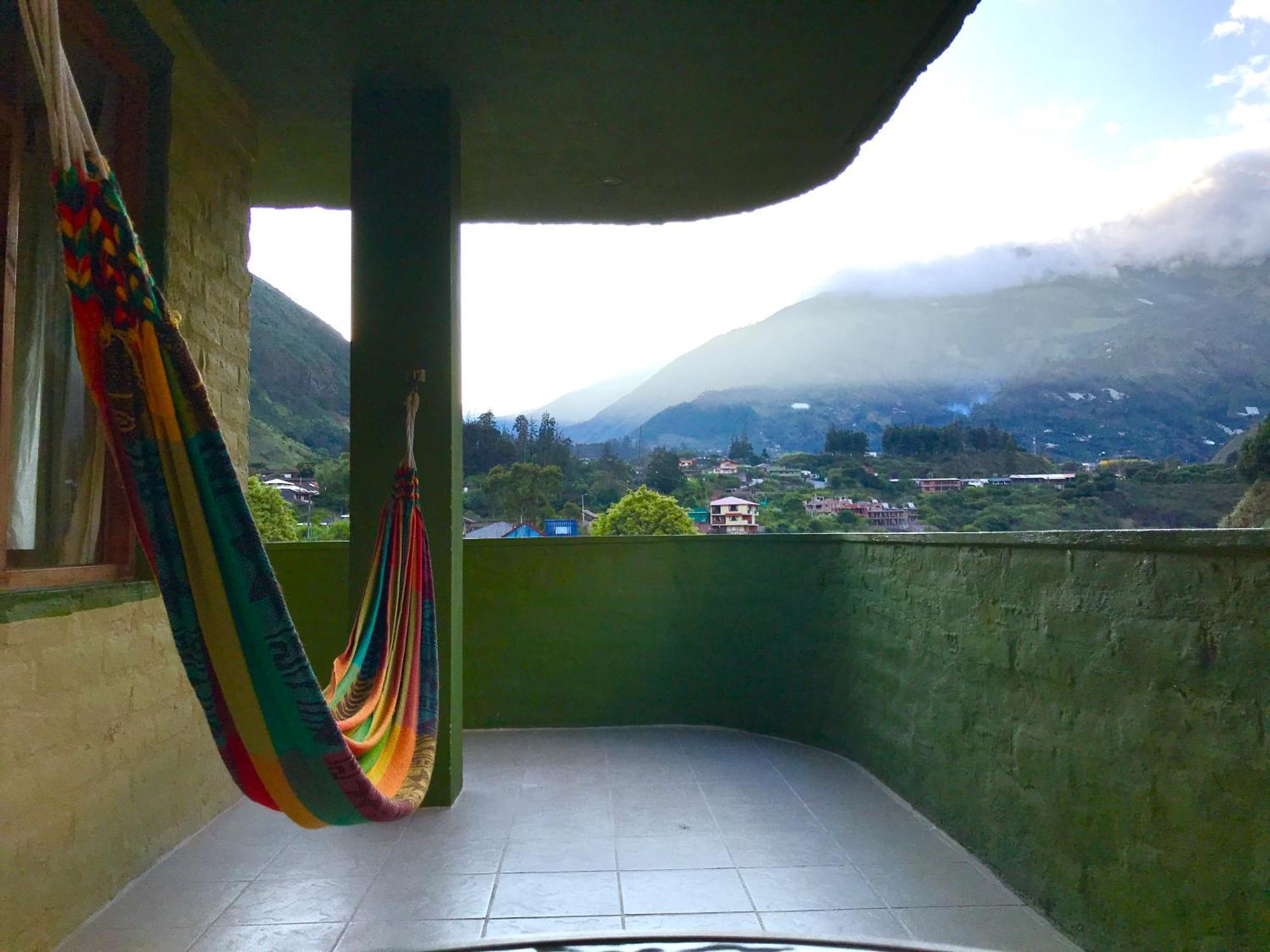 La Casa Verde Eco Guest House Banos  Room photo