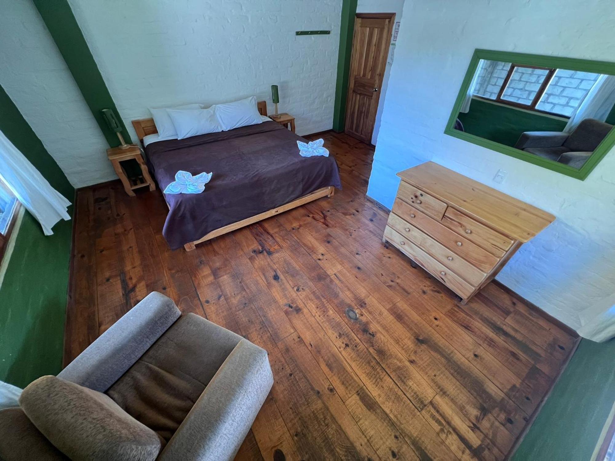 La Casa Verde Eco Guest House Banos  Room photo